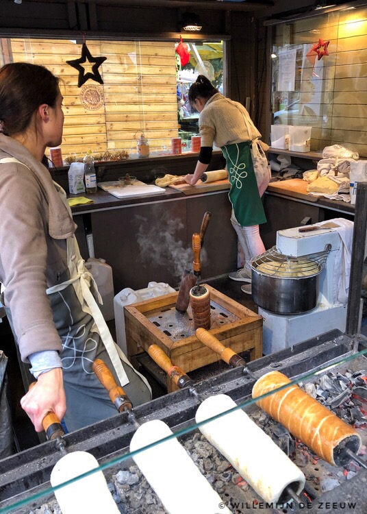 7 things to eat in Budapest: Chimney cake