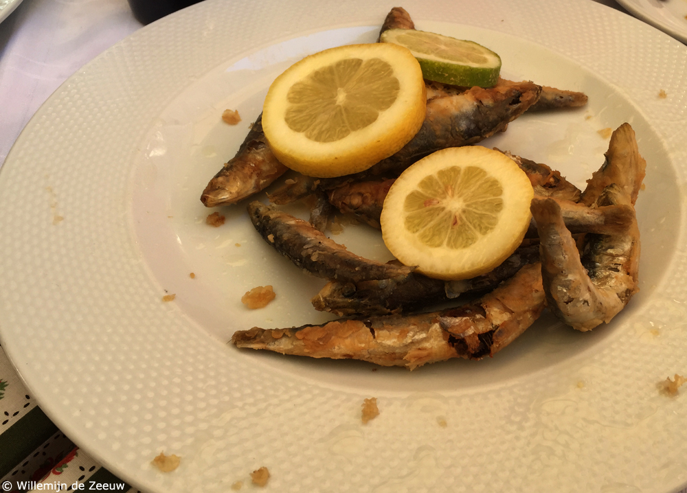 What to eat in Porto Sardines